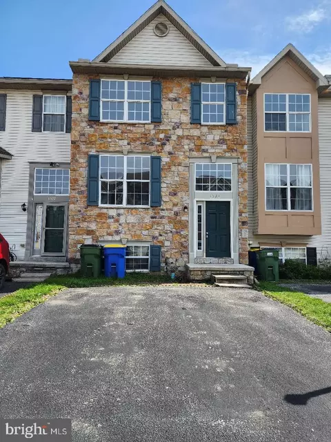 1324 Wanda Dr, Hanover, PA 17331