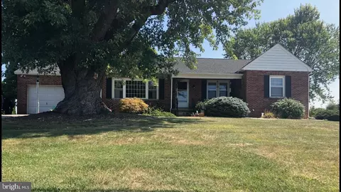 2139 Brandywine Ln, York, PA 17404