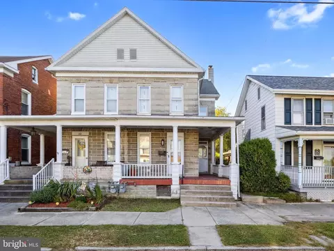 658 12 Broadway, Hanover, PA 17331