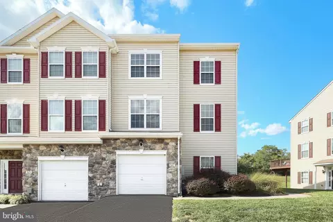 527 Marion Rd #527, York, PA 17406