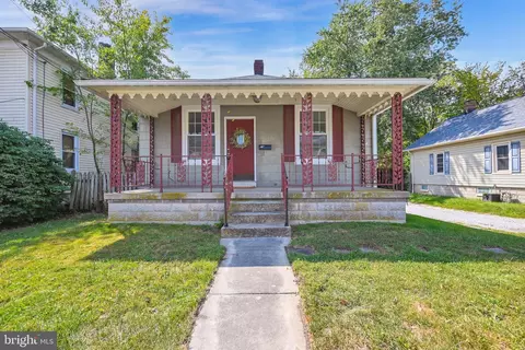 215 Westminster Ave, Hanover, PA 17331