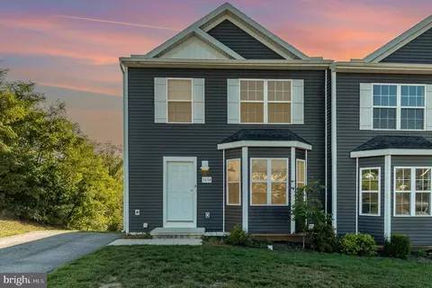 3654 Kortni Dr, Dover, PA 17315