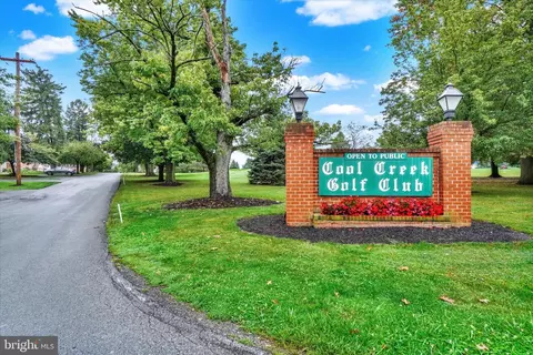 972 Eagle Ln #972, Wrightsville, PA 17368