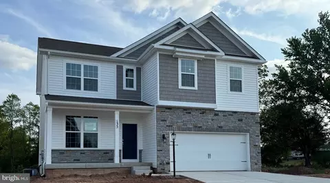 135 Bella Dr, York, PA 17404