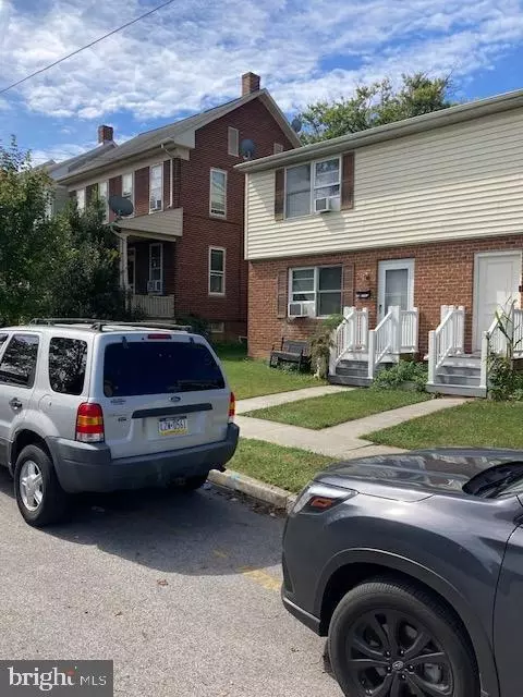 642 E Walnut St, Hanover, PA 17331 photo 2