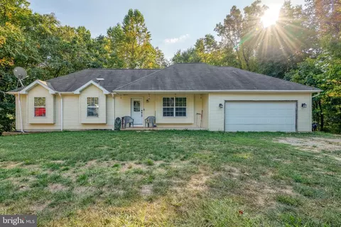 1325 Furnace Rd, Brogue, PA 17309