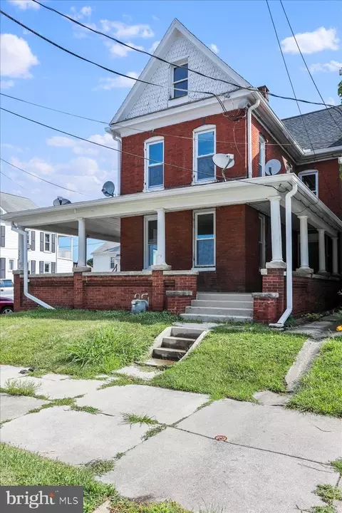 333 High St, Hanover, PA 17331