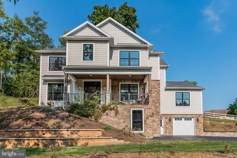 26 Jennifer Ln, Dillsburg, PA 17019