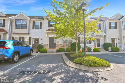 2470 Schultz Way, York, PA 17402