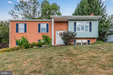 417 Bellevue Rd, Red Lion, PA 17356