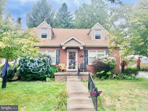 742 Atlantic Ave, York, PA 17404