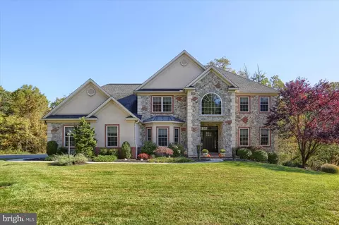 619 Musket Ct, Lewisberry, PA 17339