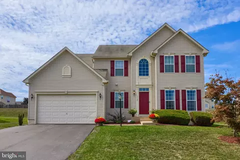 1725 Rosebrook Dr, York, PA 17402