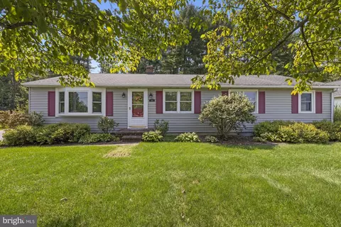 3717 Blue Hill Rd, Hanover, PA 17331