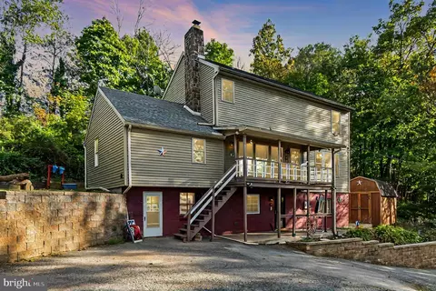 1651 Conewago Rd, Dover, PA 17315
