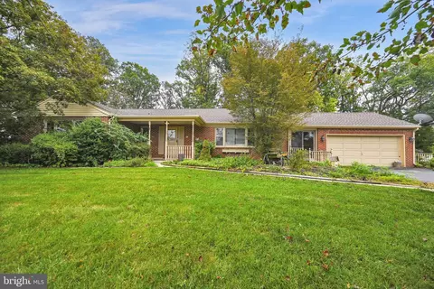 2440 Beeler Ave, York, PA 17408