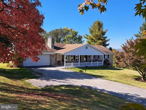 1898 Jefferson Rd, Spring Grove, PA 17362