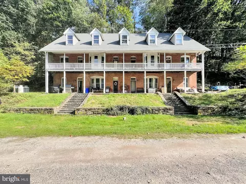 5021 Green Ridge Ln, Glenville, PA 17329