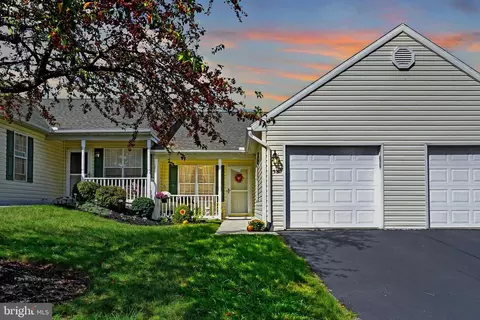 58 Hagarman Dr #58, York, PA 17408