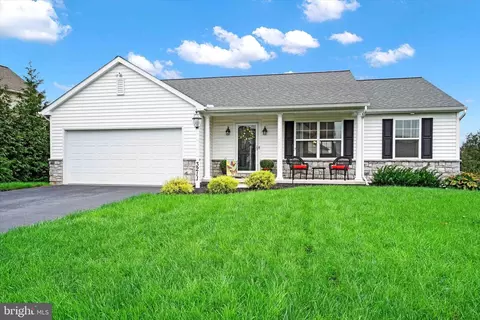 3211 Kiersten Dr, Dover, PA 17315