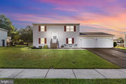 2368 Heather Rd, York, PA 17408