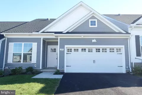 279 Ridge View Ln #49, Hanover, PA 17331