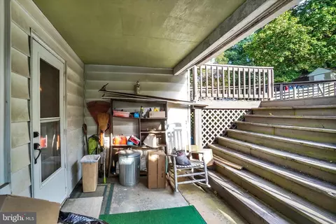61 E Main St, Windsor, PA 17366 photo 2