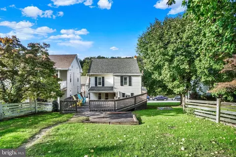61 E Main St, Windsor, PA 17366 photo 6