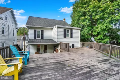 61 E Main St, Windsor, PA 17366 photo 4