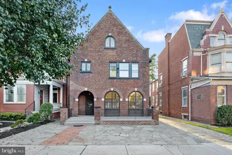 818 S George St, York, PA 17403