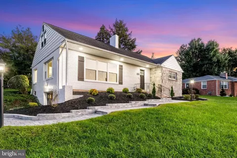 50 Peyton Rd, York, PA 17403