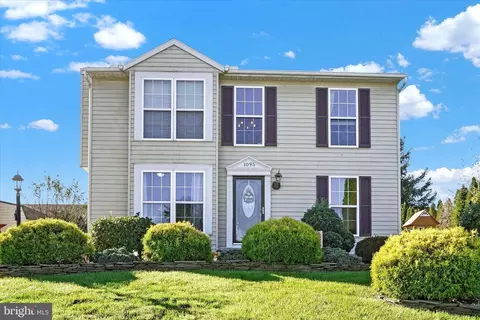 1095 Sequoia St, York, PA 17404
