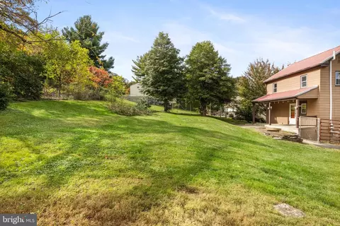 105 E Main St, Windsor, PA 17366 photo 31