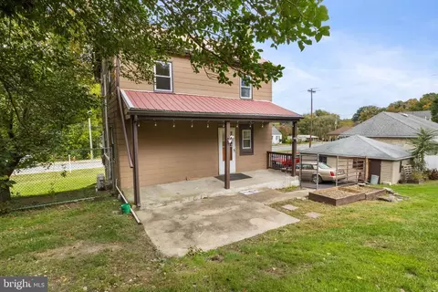 105 E Main St, Windsor, PA 17366 photo 33