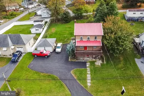 105 E Main St, Windsor, PA 17366 photo 37