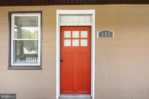 105 E Main St, Windsor, PA 17366 photo 6