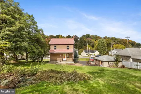 105 E Main St, Windsor, PA 17366 photo 32