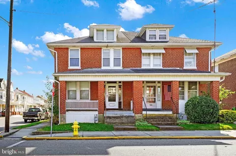 1300 W Philadelphia St, York, PA 17404