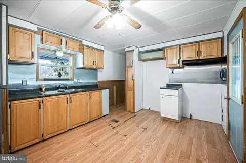 902 Baer Ave, Hanover, PA 17331 photo 5