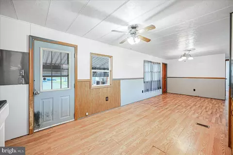 902 Baer Ave, Hanover, PA 17331 photo 7