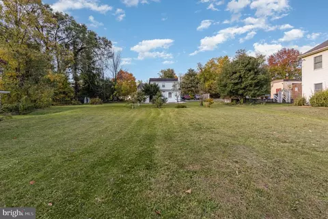 108 Locust Grove Rd, York, PA 17402