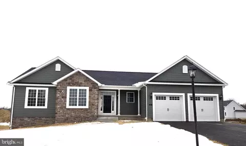 62 Bright Ln # 21, Hanover, PA 17331