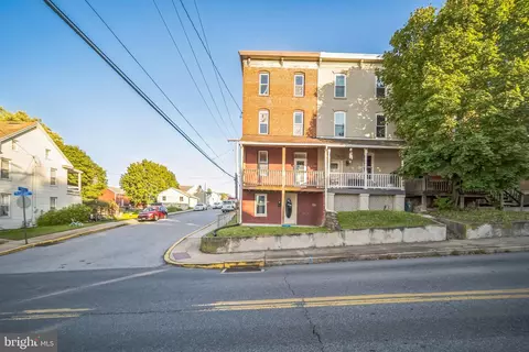 31 N Pleasant Ave, Dallastown, PA 17313