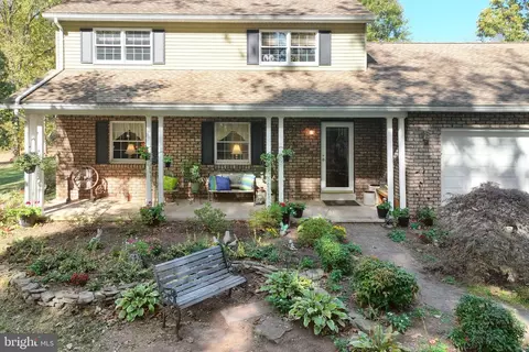 3071 Sky Top Trl, Dover, PA 17315
