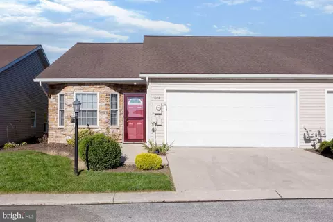 604 Northland Dr, Hanover, PA 17331