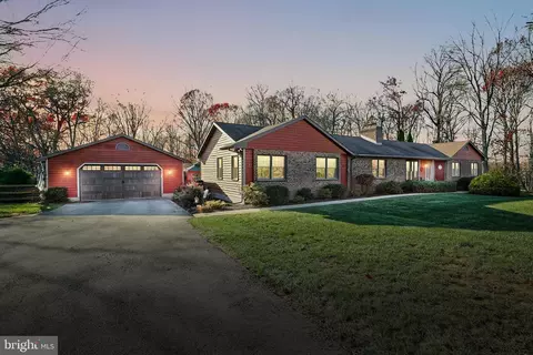 756 Alum Rock Rd, New Park, PA 17352