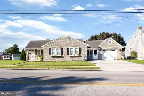 110 Center St, Hanover, PA 17331