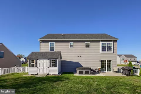 80 Bryn Way, Mount Wolf, PA 17347 photo 3