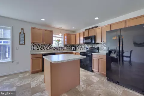 80 Bryn Way, Mount Wolf, PA 17347 photo 8
