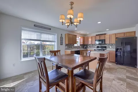 80 Bryn Way, Mount Wolf, PA 17347 photo 6